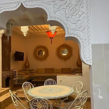 Ryad De Charme Authentique Piscine Calme مراكش المظهر الخارجي الصورة